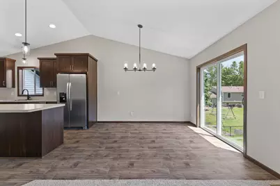 520 Lois Lane, Lino Lakes, MN 55014 - Photo 10