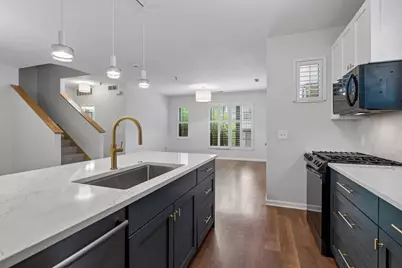 2566 Ellis Avenue #104, Saint Paul, MN 55114 - Photo 10