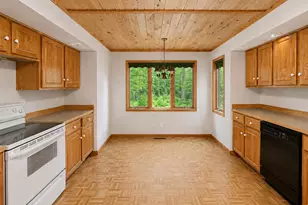 50573 Evergreen Point Rd, Bigfork, MN 56628 - Photo 14