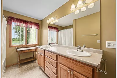 519 Edie Court, Hudson, WI 54016 - Photo 18