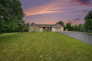 519 Edie Ct, Hudson, WI 54016 - Photo 24