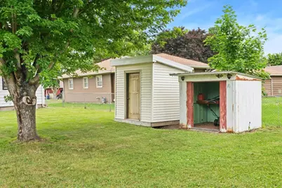 1009 W Center Street, Lake City, MN 55041 - Photo 34