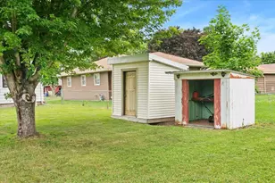 1009 W Center St, Lake City, MN 55041 - Photo 34