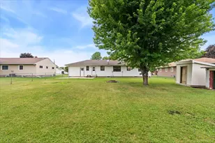 1009 W Center St, Lake City, MN 55041 - Photo 38
