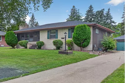 3141 Hampshire Avenue N, Crystal, MN 55427 - Photo 2