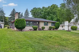 3141 Hampshire Ave N, Crystal, MN 55427 - Photo 1