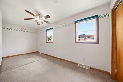 606 4th Street NE, Montgomery, MN 56069 - Photo 8
