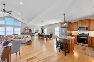 38209 Everett Ave, North Branch, MN 55056 - Photo 6