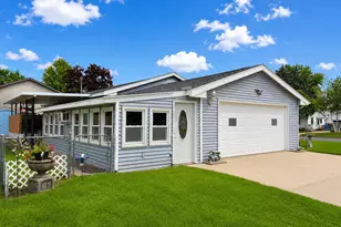 3715 W 5th St, Winona, MN 55987 - Photo 2