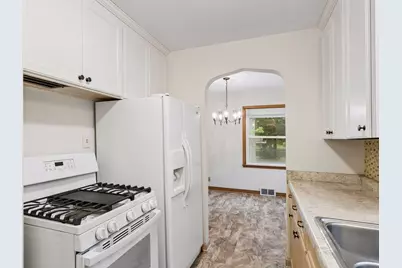 840 Armstrong Avenue, Saint Paul, MN 55102 - Photo 12