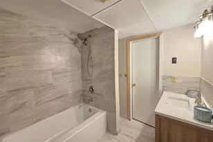 4174 Oakcrest Dr, Vadnais Heights, MN 55127 - Photo 48