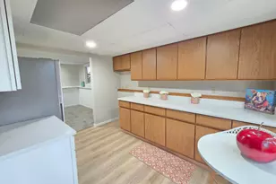 4174 Oakcrest Dr, Vadnais Heights, MN 55127 - Photo 38