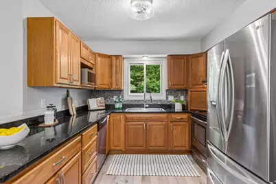 285 Deubener Place, Saint Paul, MN 55105 - Photo 12