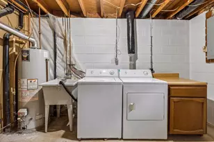 285 Deubener Pl, Saint Paul, MN 55105 - Photo 36
