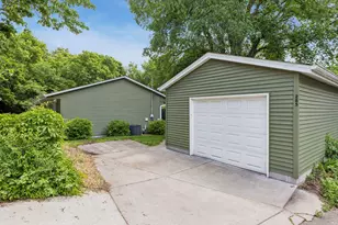 285 Deubener Pl, Saint Paul, MN 55105 - Photo 46