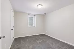 285 Deubener Pl, Saint Paul, MN 55105 - Photo 32