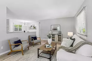 285 Deubener Pl, Saint Paul, MN 55105 - Photo 6