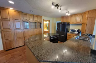 113 E Sarnia St, Winona, MN 55987 - Photo 42