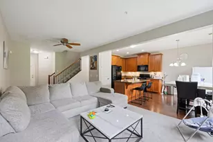 3105 Countryside Bay, Woodbury, MN 55129 - Photo 2