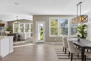 16736 Wuttke Xing, Eden Prairie, MN 55347 - Photo 10
