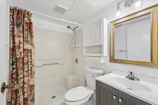 9526 Grey Widgeon Pl, Eden Prairie, MN 55347 - Photo 24
