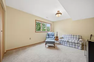 12568 Everest Ct E, Apple Valley, MN 55124 - Photo 44