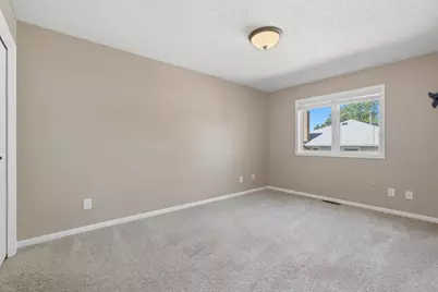 6812 44th Avenue N, Crystal, MN 55428 - Photo 4