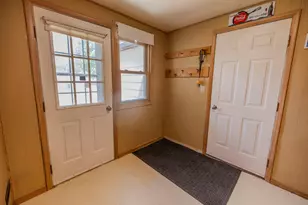 1006 Poughkeepsie Ave, Morris, MN 56267 - Photo 12