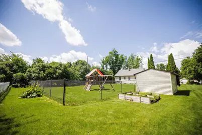 1006 Poughkeepsie Avenue, Morris, MN 56267 - Photo 6