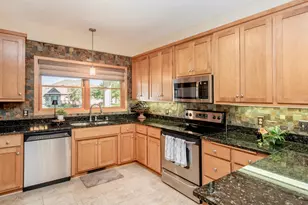1161 Lakemoor Dr, Woodbury, MN 55129 - Photo 6
