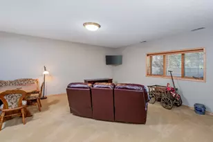 1161 Lakemoor Dr, Woodbury, MN 55129 - Photo 28