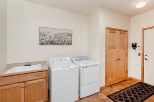 1161 Lakemoor Dr, Woodbury, MN 55129 - Photo 26