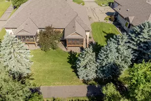 1161 Lakemoor Dr, Woodbury, MN 55129 - Photo 44