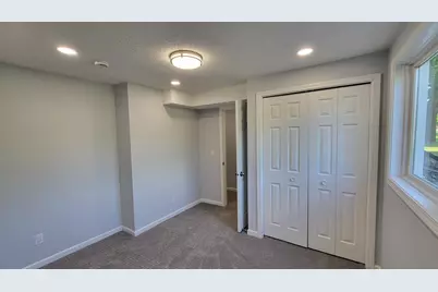 524 Wood Way, Burnsville, MN 55337 - Photo 10