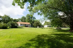223 E Oak St, Tyler, MN 56178 - Photo 4