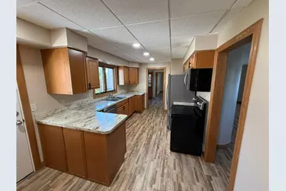 321 23rd Street NE, Bemidji, MN 56601 - Photo 6