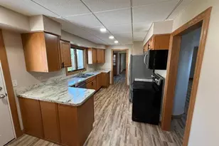 321 23rd St NE, Bemidji, MN 56601 - Photo 6