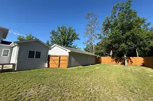 321 23rd St NE, Bemidji, MN 56601 - Photo 32