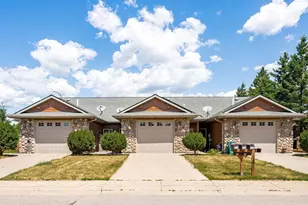 205 SE 17th St, Grand Rapids, MN 55744 - Photo 2