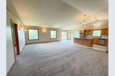 1103 Southern Hills Lane SW, Rochester, MN 55902 - Photo 4