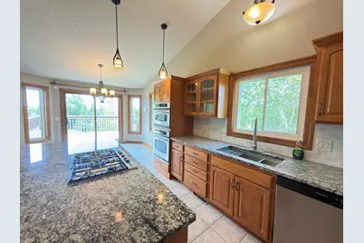 1103 Southern Hills Lane SW, Rochester, MN 55902 - Photo 6