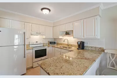 6140 Creek View Ridge, Minnetonka, MN 55345 - Photo 2