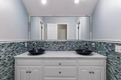 480 Highcroft Road, Wayzata, MN 55391 - Photo 22