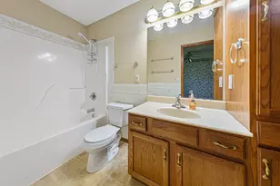 2102 McQuillan Ct SE, Rochester, MN 55904 - Photo 26