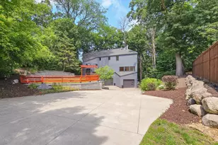 14717 Minnehaha Pl, Minnetonka, MN 55391 - Photo 2