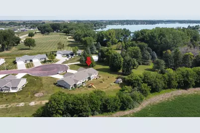 2343 Cherrywood Lane, Worthington, MN 56187 - Photo 32