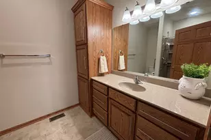 2343 Cherrywood Ln, Worthington, MN 56187 - Photo 18