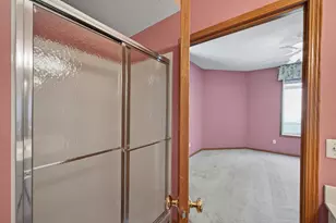 13214 Spencer Sweet Pea Ln, Eden Prairie, MN 55347 - Photo 14