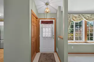 13214 Spencer Sweet Pea Ln, Eden Prairie, MN 55347 - Photo 4