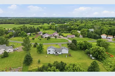 682 Old Hopkins Place, Hudson, WI 54016 - Photo 38